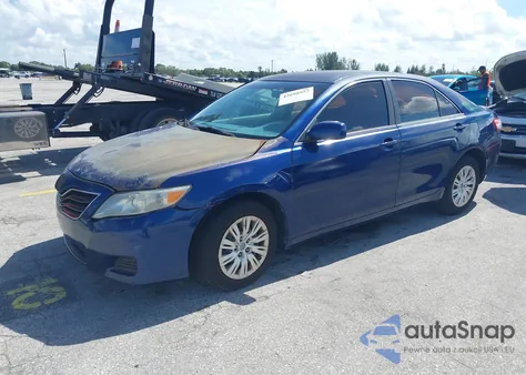 2011 Toyota Camry Le z USA, uszkodzony, nr VIN 4T1BF3EK6BU749492